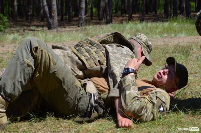 Патріоти краю і країни: як у лісах Волині тренуються загони тероборони