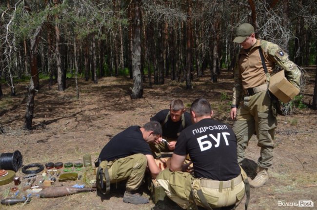 Патріоти краю і країни: як у лісах Волині тренуються загони тероборони