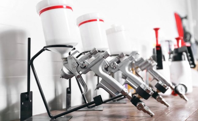 Як вибрати пневматичний фарбопульт для ідеального фарбування авто: топ помилок при покупці