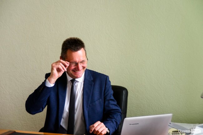 Перейменування СНУ, премії за успіхи та новітні гуртожитки: як Анатолій Цьось хоче змінити виш на посаді ректора