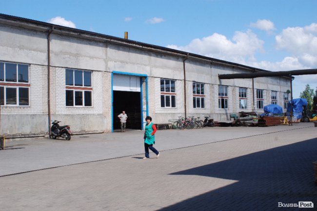 Ляшко на Волині нагороджував медиків, обробляв дерево та зустрівся з митрополитом Михаїлом