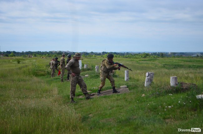 Стріляли та лікували: як на Волині тренується тероборона