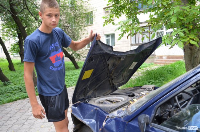 Школяр Влад часто провідує «дядю Жору»