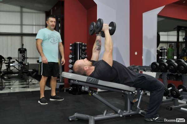 «БудуйТіло»: заняття третє – перші тренажери