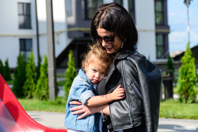 «Коли кудись їду, сумую за своєю квартирою», або Як це жити в «Суперновій»*