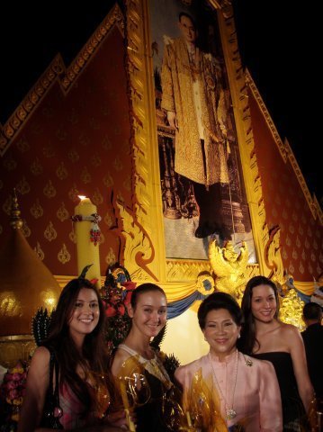 «Нотатки мандрівниці» Анни Басманової-Тріль: Я сумую за ресторанами на 63-му поверсі, де місто - на долоні