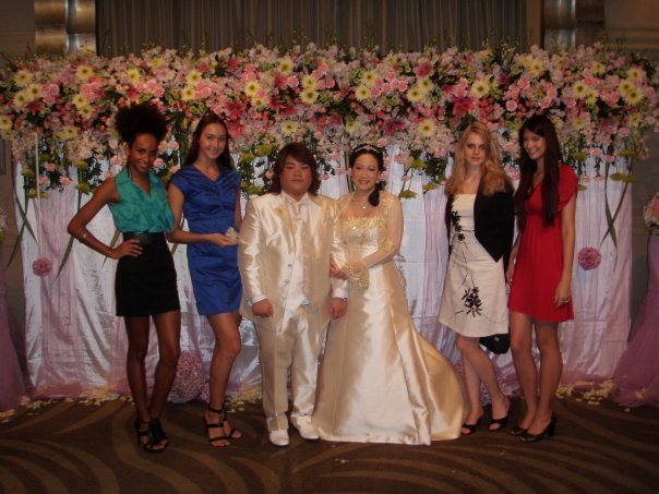 «Нотатки мандрівниці» Анни Басманової-Тріль: Я сумую за ресторанами на 63-му поверсі, де місто - на долоні