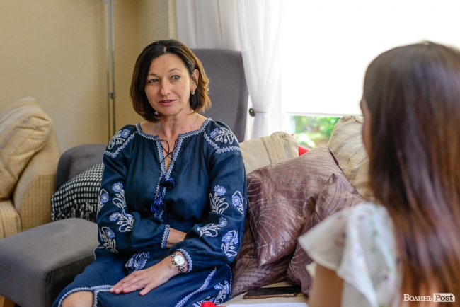   Місце сили Ірини Констанкевич. ІНТЕРВ’Ю ВДОМА У НАРОДНОЇ ДЕПУТАТКИ. ФОТО