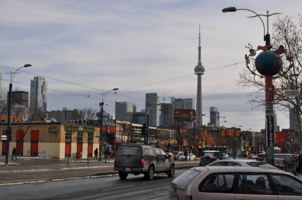 «Нотатки мандрівниці» Марії Мовшук: студенти в піжамі, «забиті» холодильники та українці в Канаді