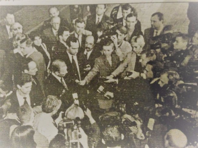 Леонід Кучма у Луцьку, газета ВІЧЕ, 1999.