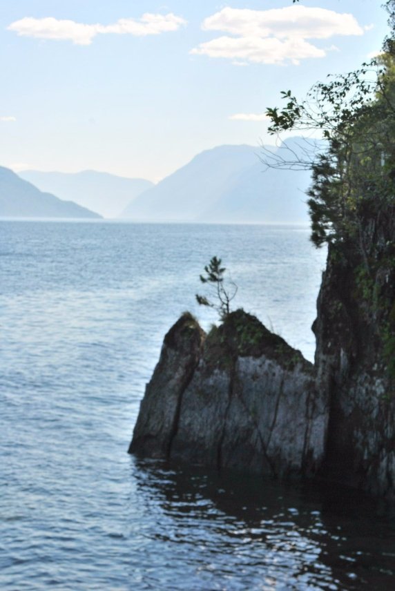 Нотатки мандрівника Віктора Воробчука: 3 роки автостопом