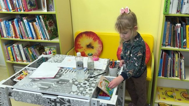 Бібліотекарка. Лучанка майже пів століття працює у книгозбірні