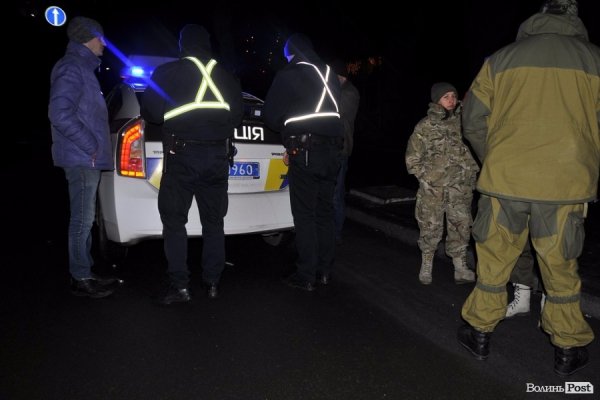 «Нічна варта»: стриптиз у поліції, закривавлений чоловік та бенефіс п'яних водіїв