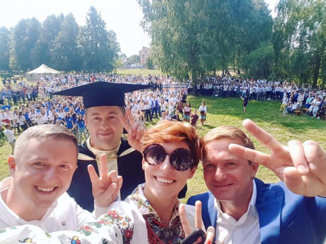 «Абетка» Петра Савчука