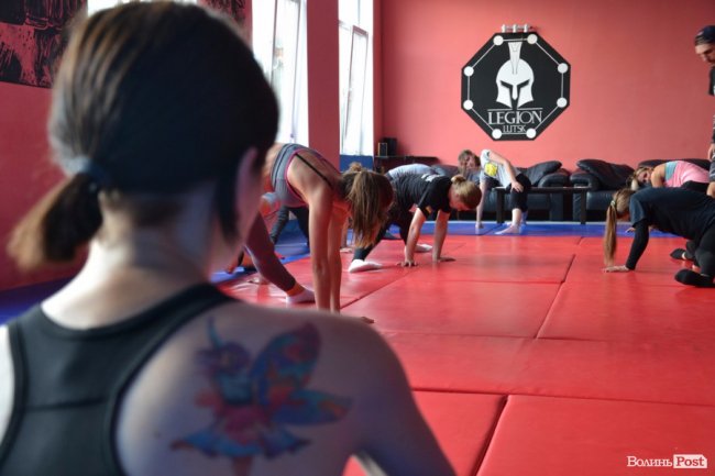 «ЛедіЛегіон»: екватор бійцівського проекту 