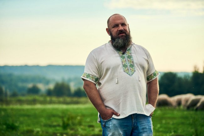 Сім'я з Луцька покинула у місті успішний бізнес і створила на хуторі овечу ферму. ФОТО. ВІДЕО