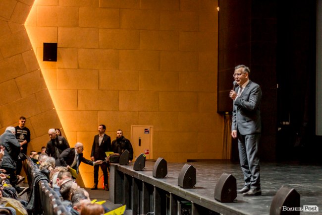 «Яким прийду на Банкову, таким і піду через 5 років»: Гриценко у Луцьку розповів, яким буде Президентом*