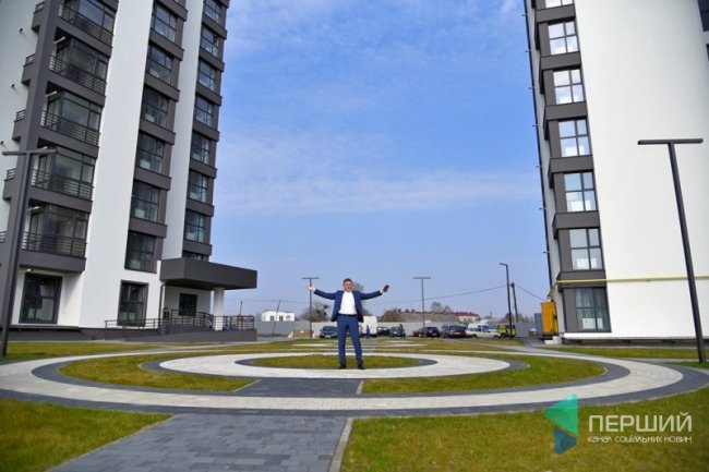 Проект нового 6-під’їздного будинку на «Суперновій» (фото з Фейсбуку Андрія Разумовського) 