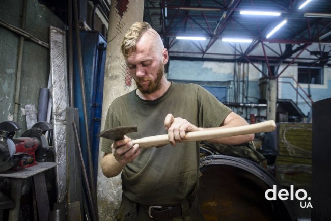 Ковальство як реабілітація: як луцький атовець розпочав «ветеранський бізнес»