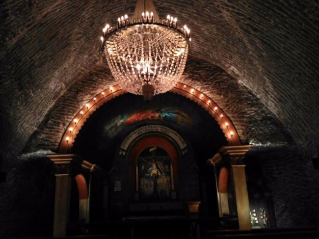 «Нотатки мандрівника» Віктора Павлюка: 9 країн за 100 доларів