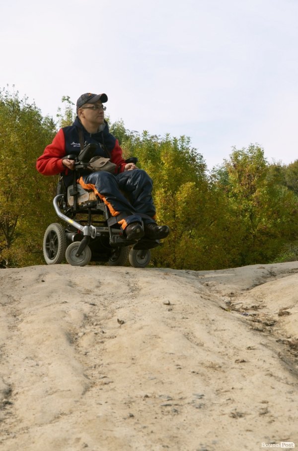 Місто перешкод: у які заклади Луцька можна потрапити на візку?