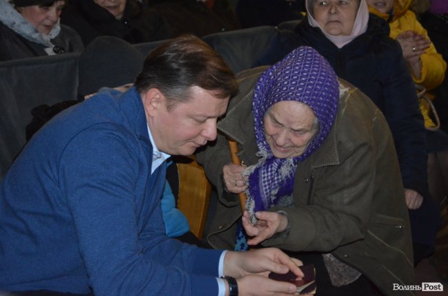 «Чому сьогодні мало корів у селі? Бо багато свиней при владі»: візит Олега Ляшка на Волинь