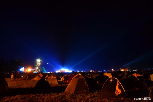 Головна сцена