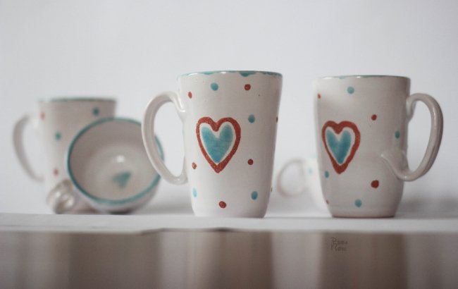 милі малюнки - фірмовий почерк керамістки з творчої формації «Ряба Вош» Юлії Жолубак