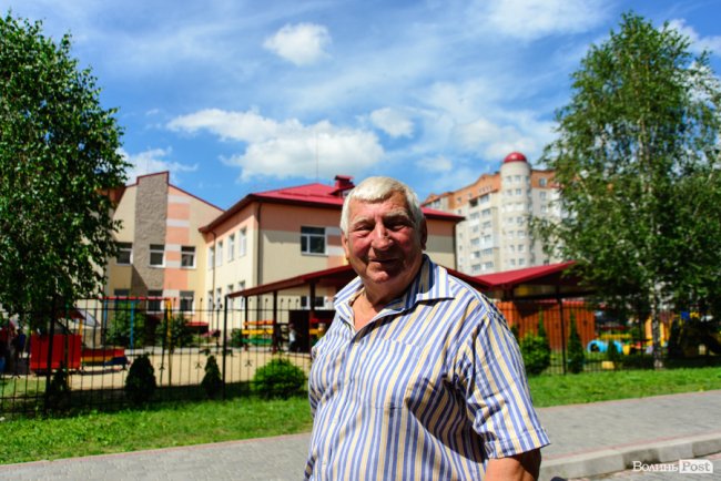 «Обрав би цей шлях знов»: чоловік 50 років працює бляхарем на «Житлобуді-2»