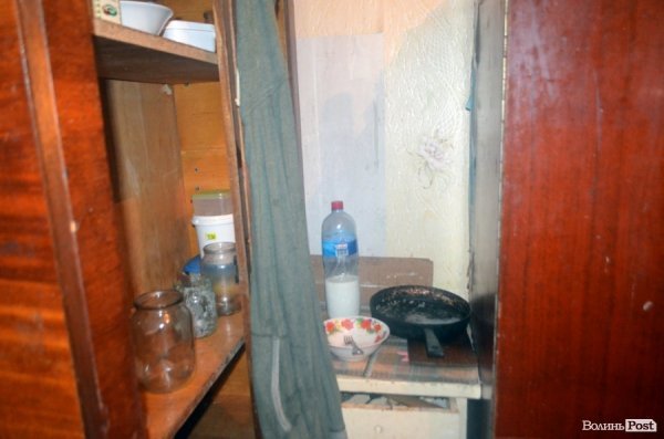 Студентський ревізор: грибок, вікінги і контрасти у гуртожитку №2