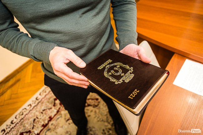 Бути Людиною, а тоді – мером. ОДИН ДЕНЬ З ЖИТТЯ ІГОРЯ ЧАЙКИ. ФОТО