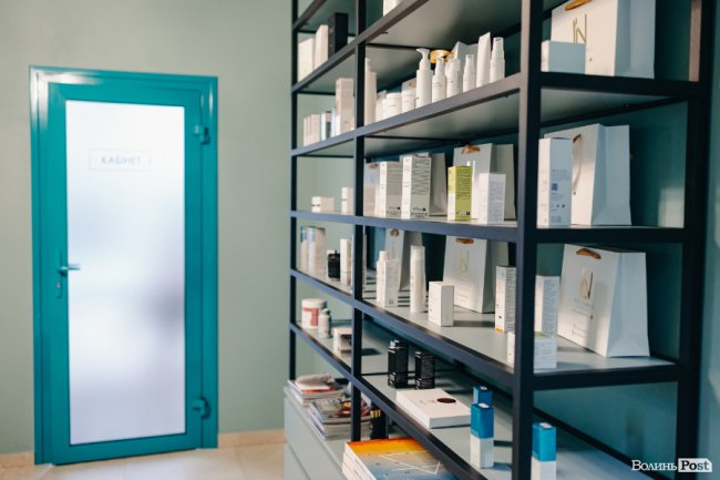 Академія косметології у Луцьку: що входить у курс від Наталії Лавренюк (фото)