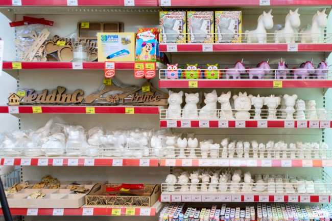 Усе для школи, офісу і творчості – в одному місці: що, як і за скільки в магазині «Офіс Центр» у Луцьку*