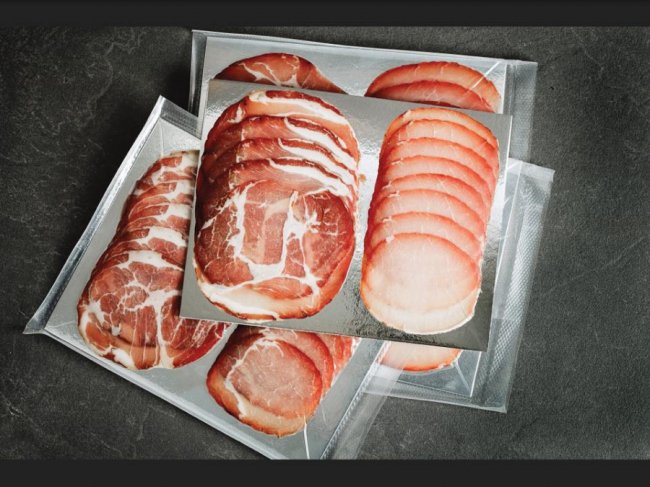 Унікальні смаки і ніякої «хімії»: в’ялене м’ясо для справжніх гурманів від «Волинського ексклюзиву»*