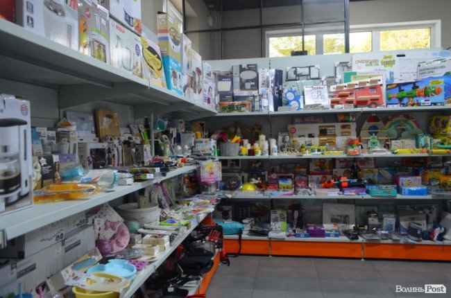 Від 1200 гривень – за брендове пальто: «Family Stock» кличе на вигідний осінній шопінг*