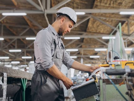 Де можуть працювати українці за кордоном: огляд вакансій на Jooble