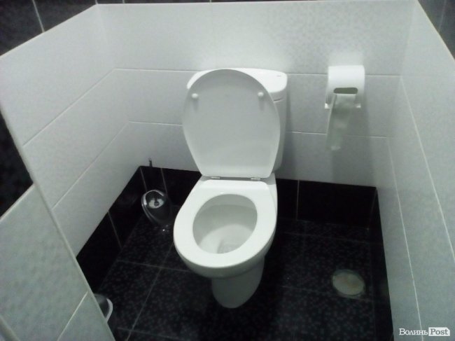 «ІнспекторGym». «Лідер»:  дерев'яна підлога та відповідальний тренер