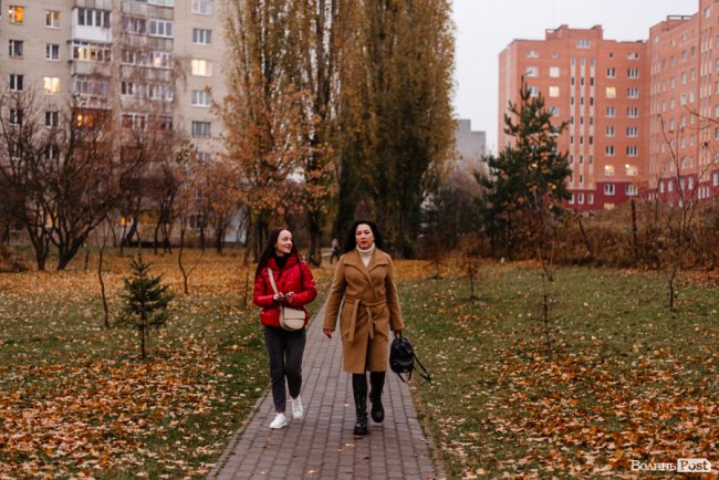 На «своїх двох»: речниця прокуратури 2 роки не їздить Луцьком ні маршрутками, ні тролейбусами