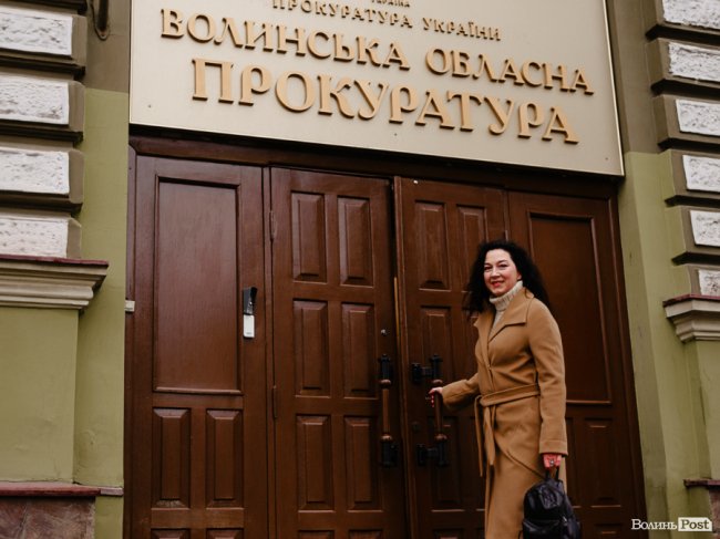 На «своїх двох»: речниця прокуратури 2 роки не їздить Луцьком ні маршрутками, ні тролейбусами