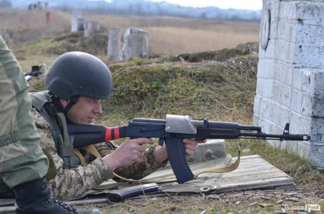 Важко в навчанні – легко в бою: на Волині - «вогневий» вишкіл загонів тероборони