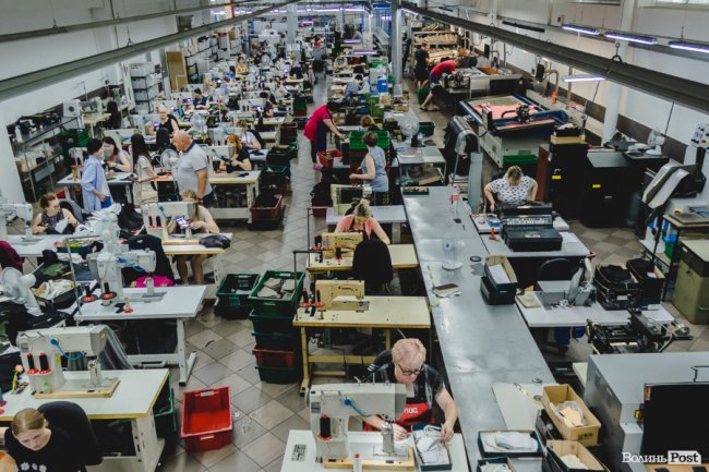 Цех фабрики «Ікос» 