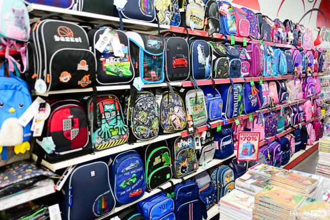 «Офіс Центр» у Луцьку – місце для вигідного шопінгу перед школою*