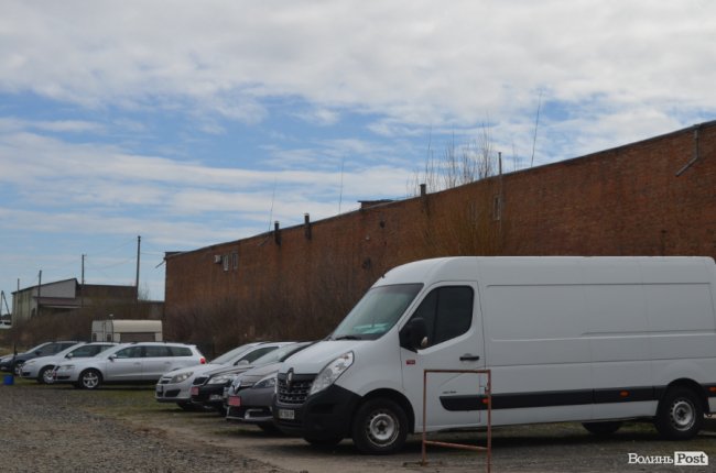 Зникне або трансформується. Що чекає на луцький авторинок  