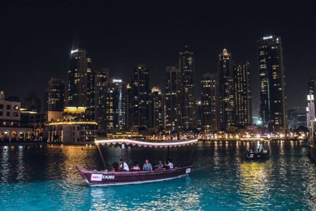 «Нотатки мандрівниці» Олександри Гусар про ОАЕ: Специфічні запахи та секс-туризм