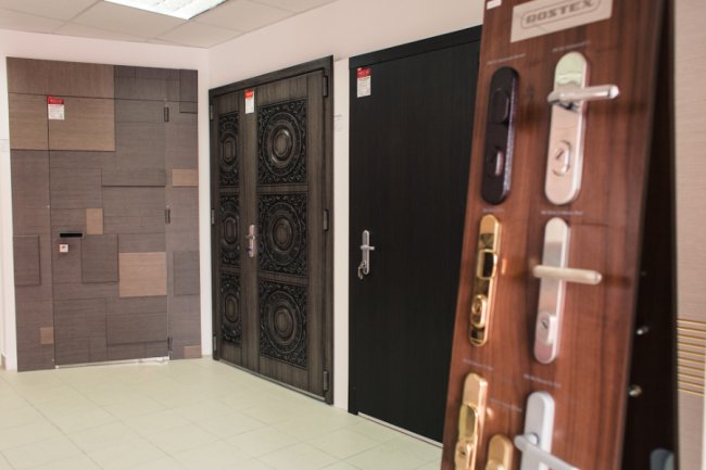 У Луцьку відкрили фірмовий магазин дверей «Сталь-М»*