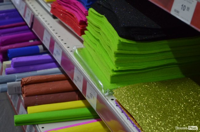 Ідеї подарунків під подушку від магазинів «Офіс Центр»*