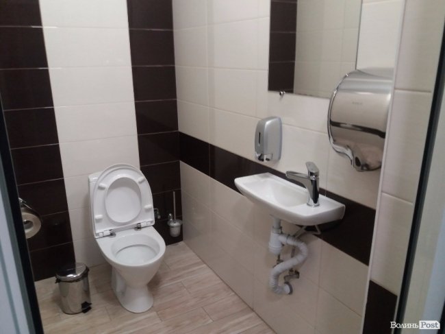 Туалет для чоловіків