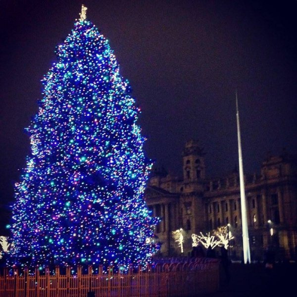 «Нотатки мандрівниці» Олени Кравчук: оргазм в Будапешті, вуличні смаколики та термальні води