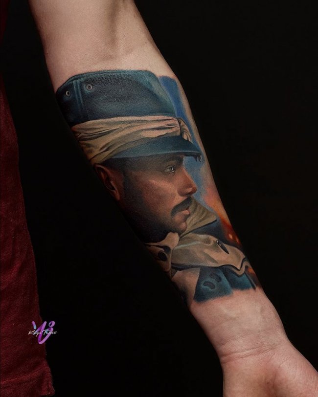 Це не та професія, де можна гребти гроші лопатою: тату-майстер з Луцька – про тонкощі роботи на тілах