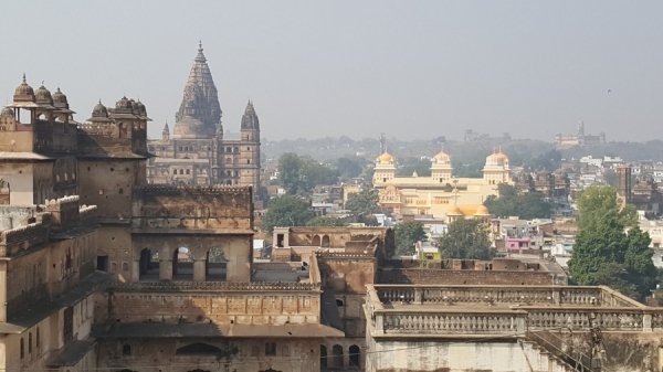 «Нотатки мандрівника» Христини Губської: несвященні корови, багато грошей та еротика